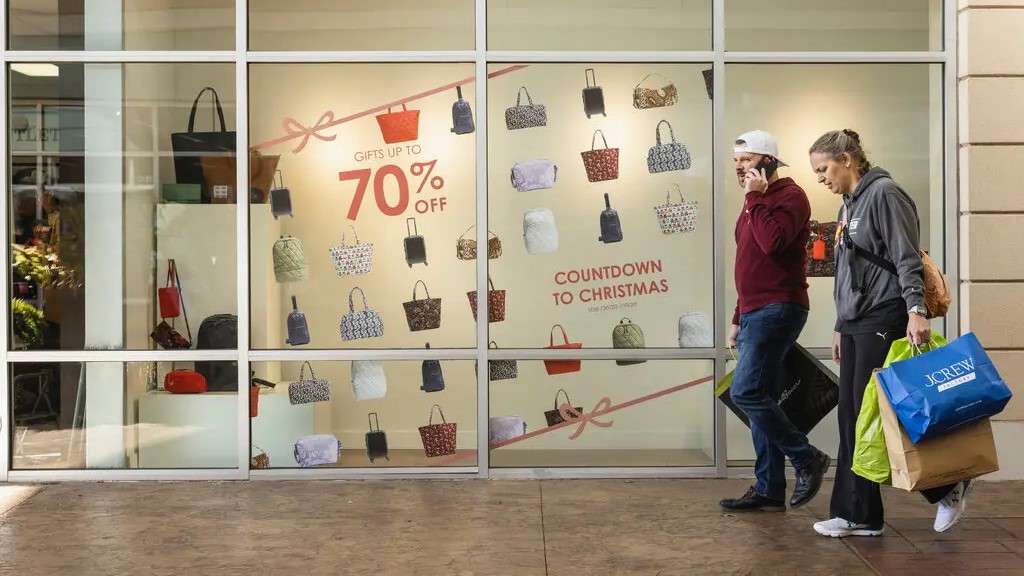 PCE tăng chậm, giảm nhẹ: Fed liệu còn giữ quan điểm thận trọng?